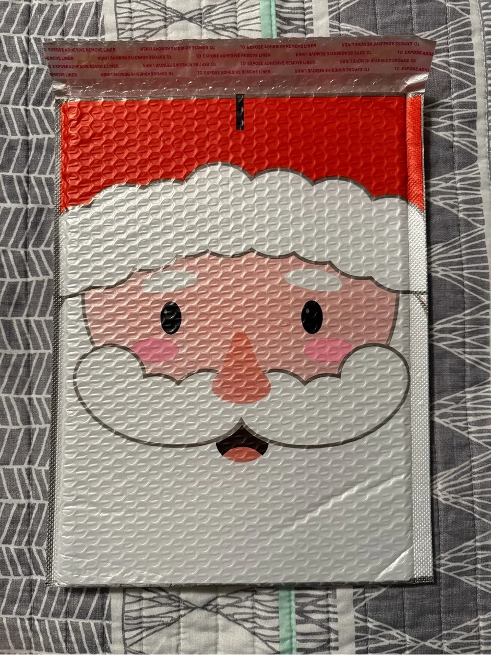 50 Pack of 10x13 Holiday Bubble Mailers - 25 Santa Face and 25 Gingerbread Man